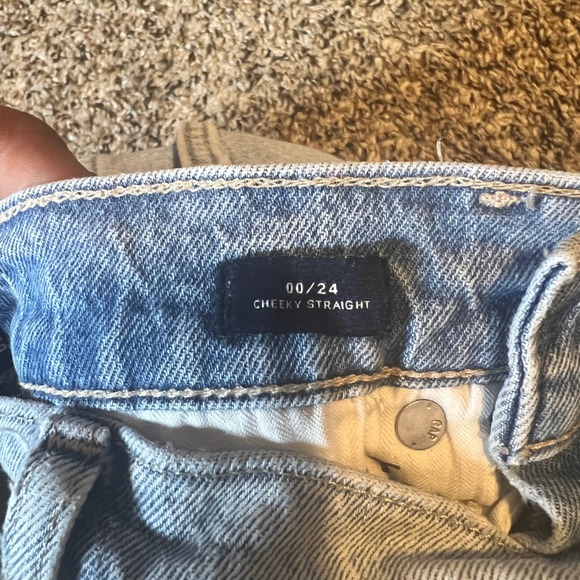 GAP Denim Cheeky Straight Jeans Light Wash Ripped Distressed Raw Hem Size 00 24 - Picture 3 of 9